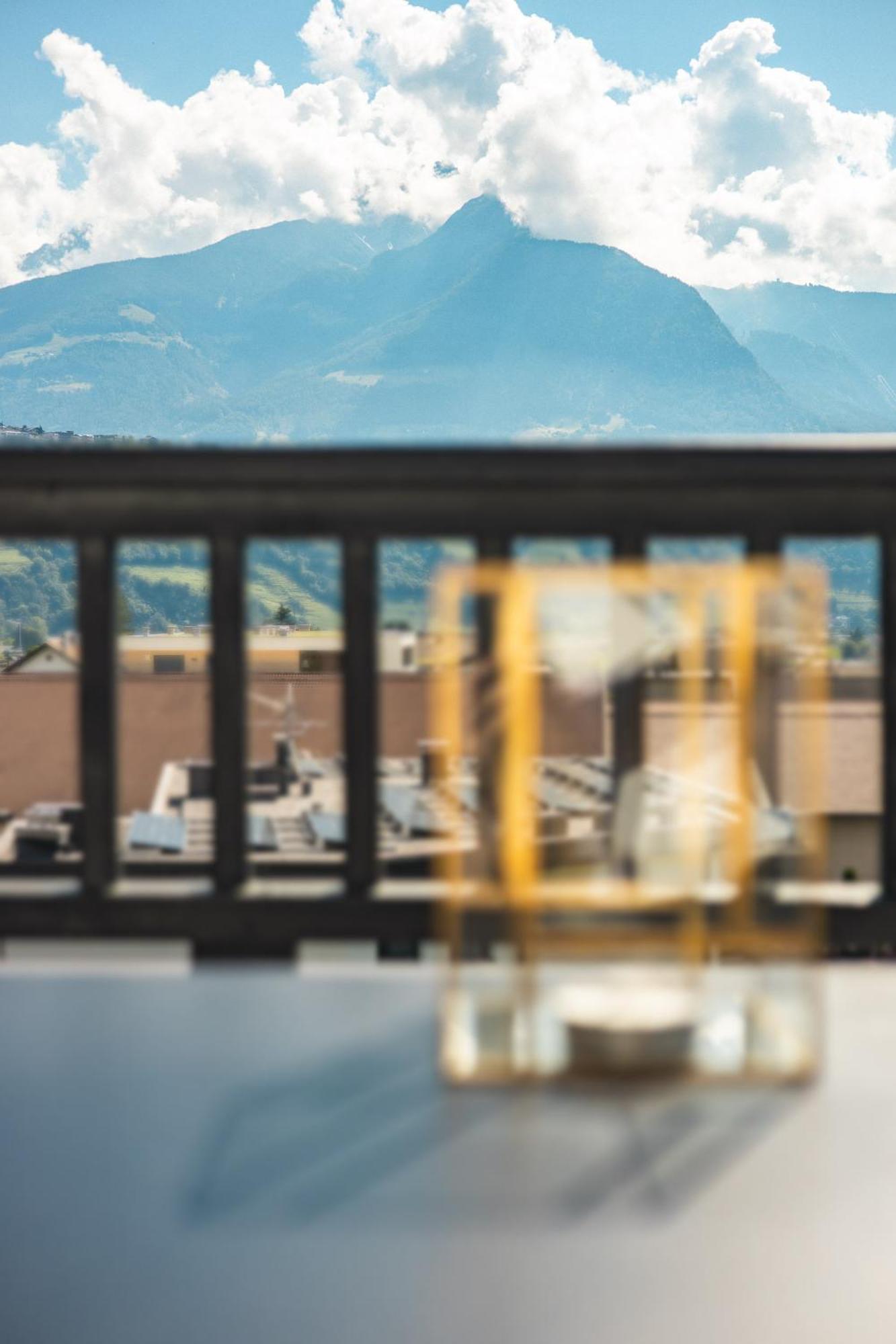 Luxe Vista City Apartments Algund Εξωτερικό φωτογραφία